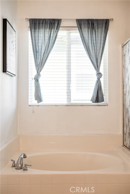 Building Photo - 22421 Hawthorn Ave