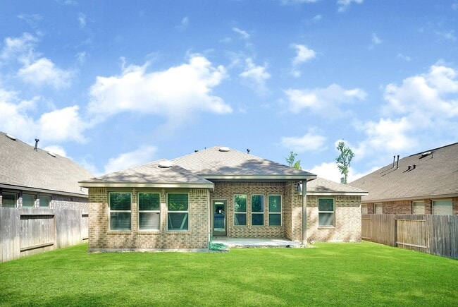 Building Photo - 18788 Laurel Hills Dr