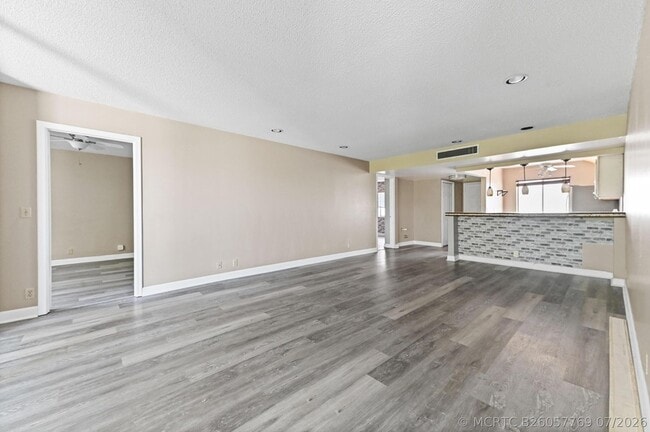 Building Photo - 4080 Tivoli Ct