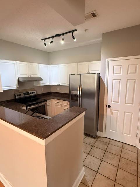 Building Photo - 1424 Rosewood Ln