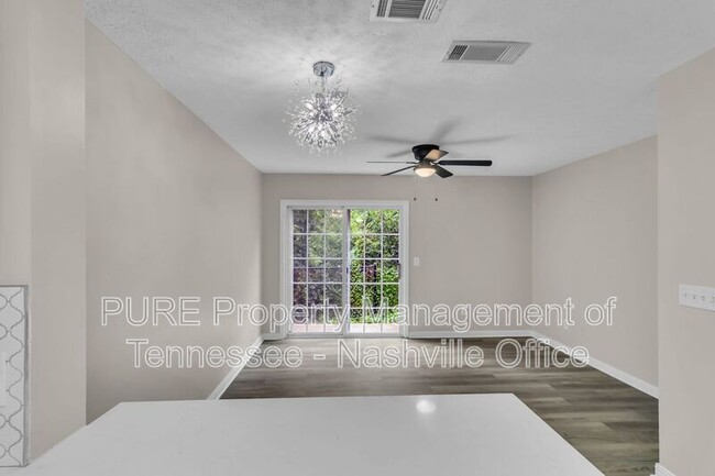 Building Photo - 124 Stewarts Landing Cir