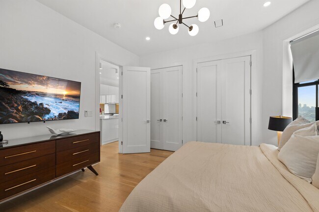Building Photo - 644 Palisade Ave