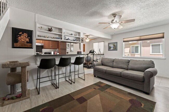 Building Photo - Charming 2 bedroom unit in Sparks