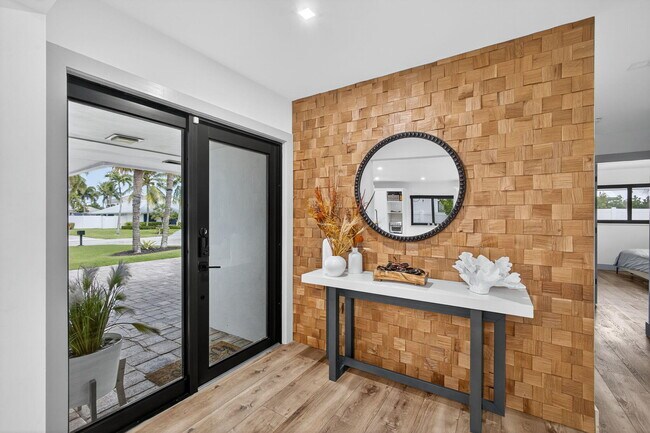 Building Photo - 12 Leeward Cir