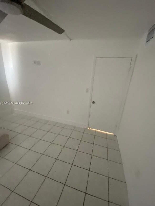 Building Photo - 401 Ocean Dr
