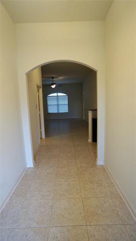 Building Photo - 813 Oak Valley
