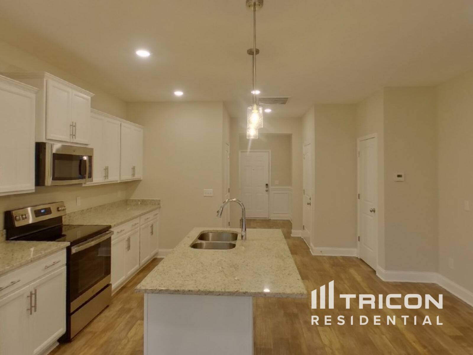 Building Photo - 2134 Pathfinder Dr