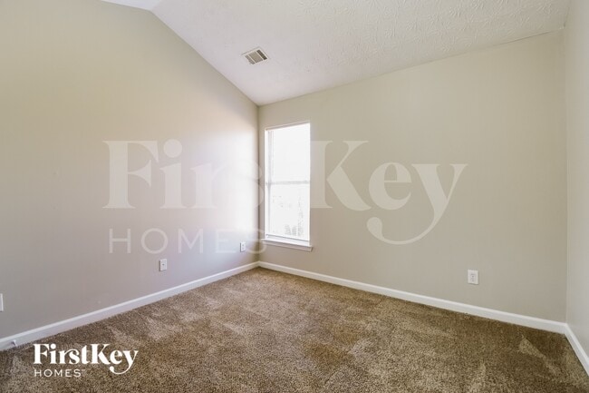 Building Photo - 1429 Gates Cir SE