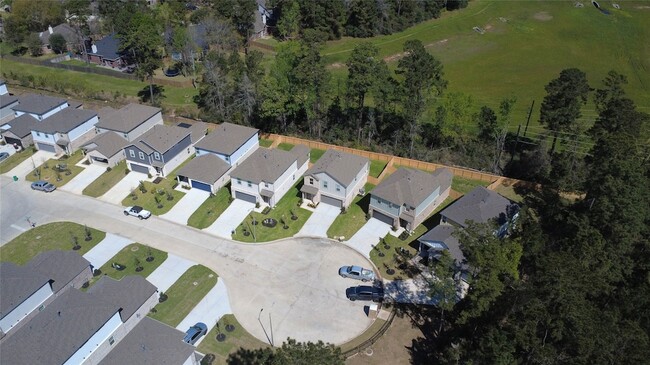 Building Photo - 8510 Blueberry Ash St