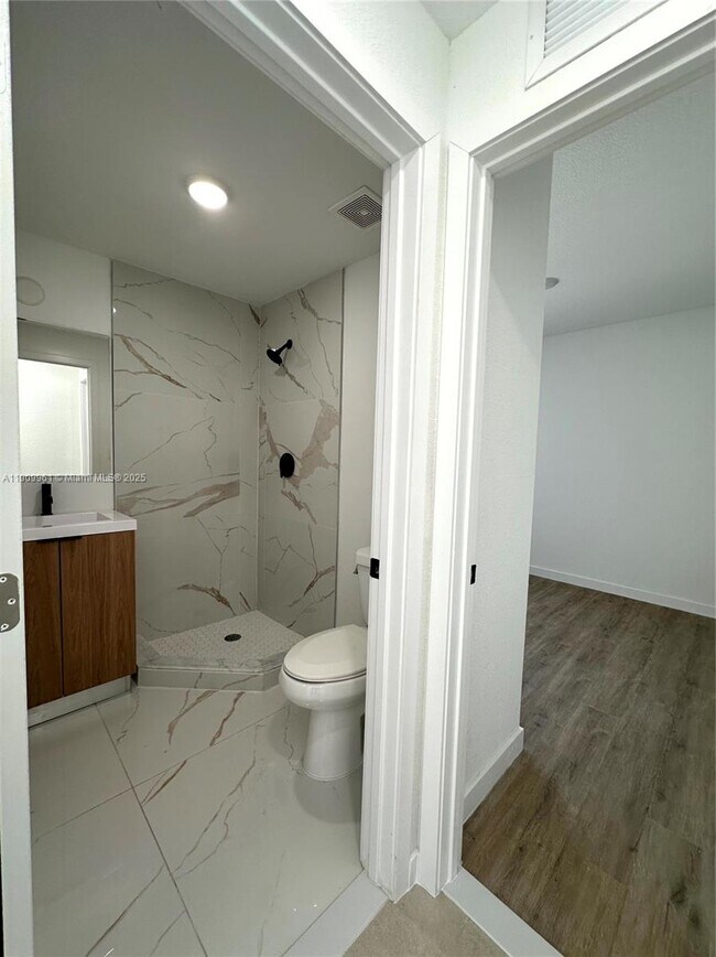 Building Photo - 14577 SW 261 St Ter