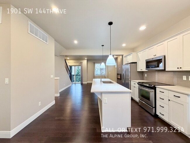 Building Photo - 1901 SW 144th Ave