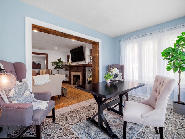 Building Photo - 3222 West Blvd