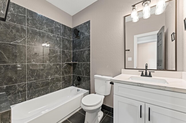 Building Photo - 8135 Woodward St