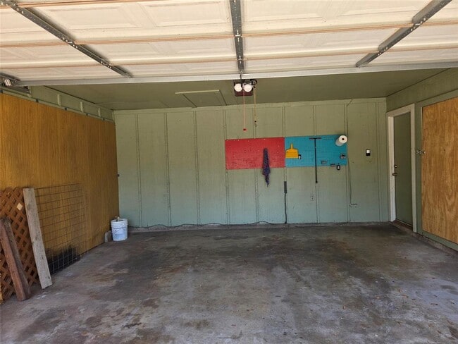 Building Photo - 2810 Dillion Hill Dr