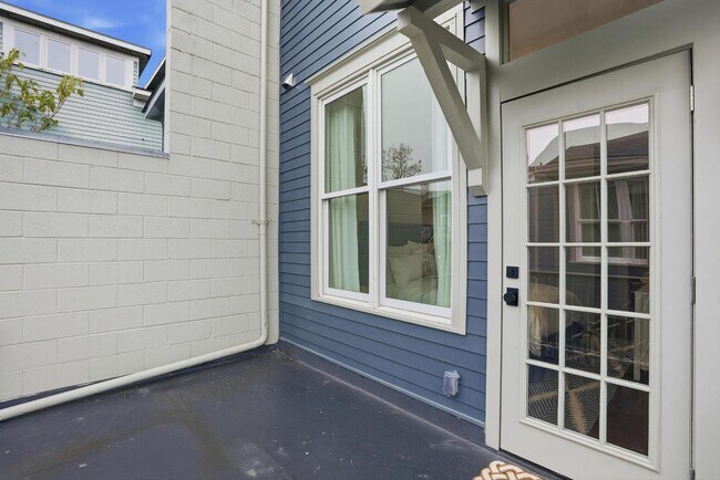 Building Photo - 309 Lorch St