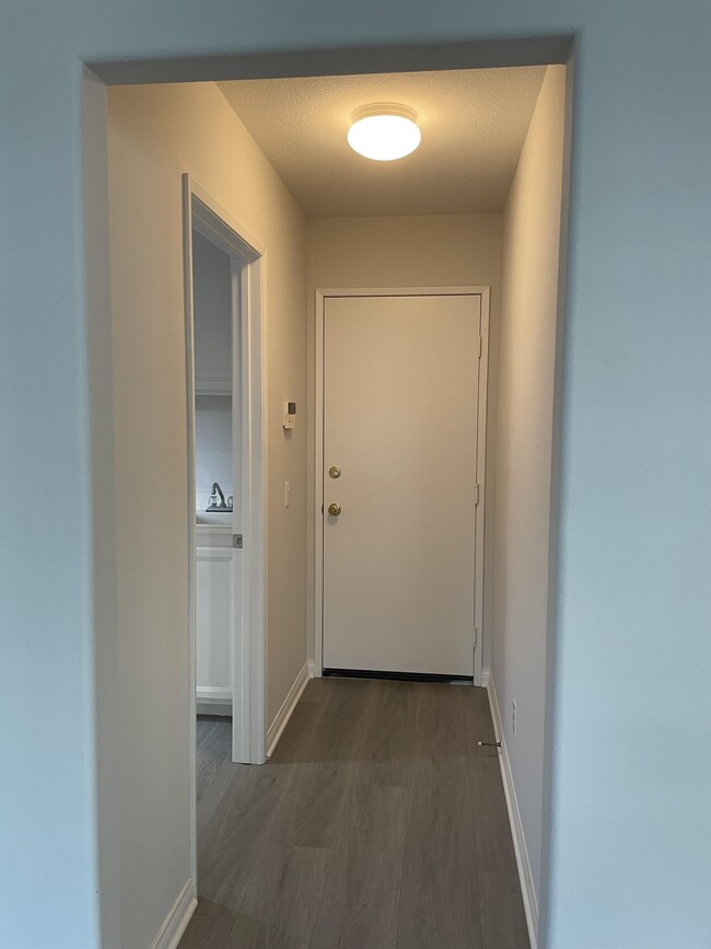 Building Photo - 1167 Innisfree Ct