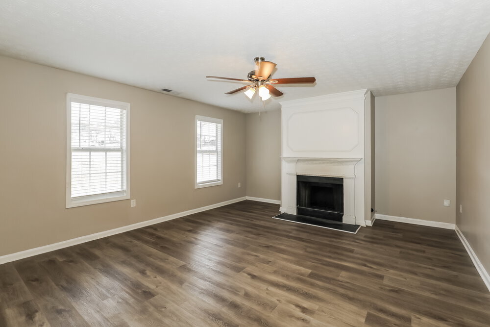 Building Photo - 733 Sinclair Way