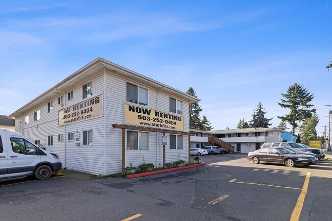 Interior Photo - Stark Street Crossing