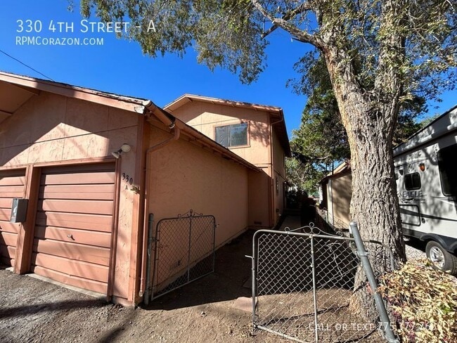 Primary Photo - 330 4th St