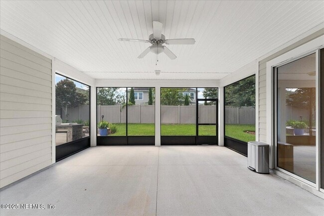 Building Photo - 154 Palisade Dr