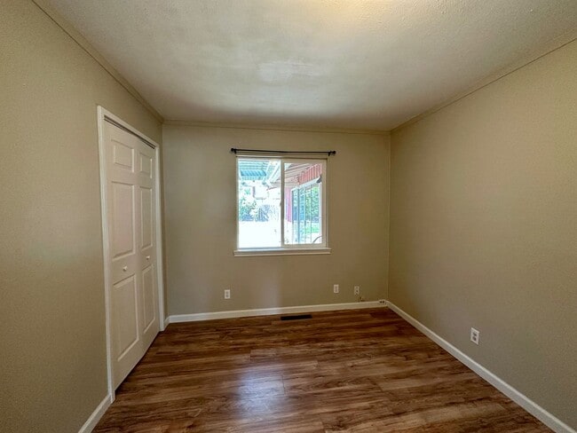 Building Photo - Cutest 3-Bedroom House with Covered Back Patio + Bonus Storage/Office!