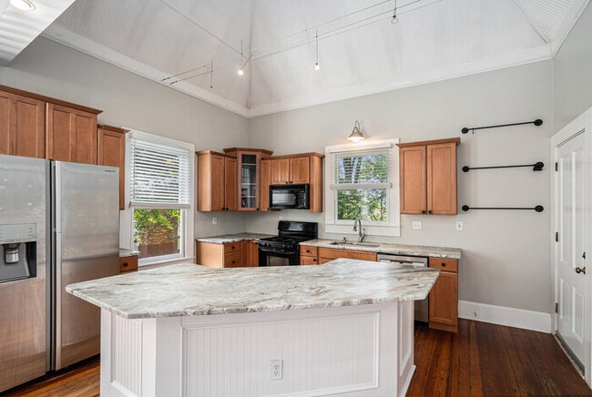 Building Photo - 2891 Macaw St NW