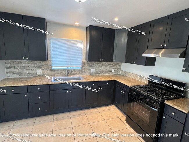 Building Photo - Nice Home For Rent