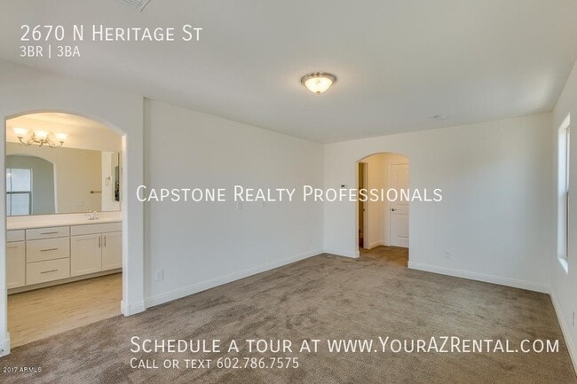 Building Photo - 2670 N Heritage St