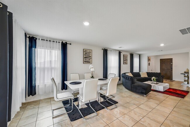 Building Photo - 16502 Live Oak Canyon Dr