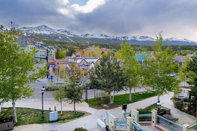 Building Photo - 929 American Way