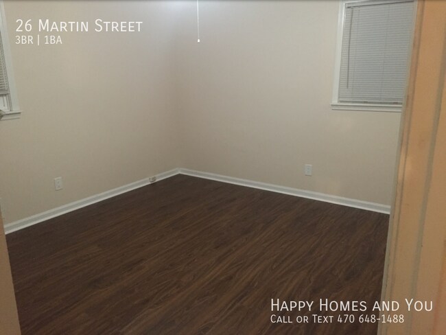Building Photo - 26 Martin St