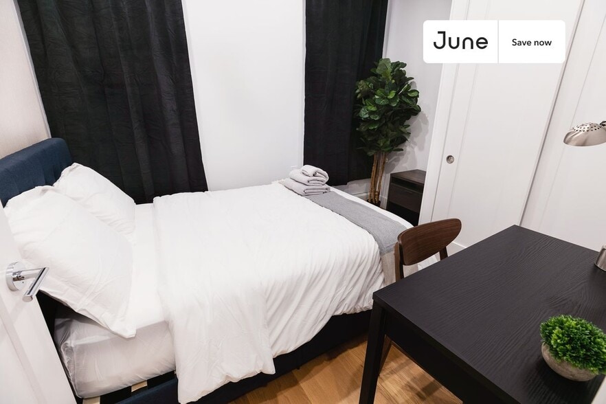 Building Photo - 2053 Frederick Douglass Blvd