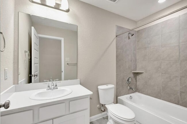 Building Photo - 7155 Blue Oak Dr