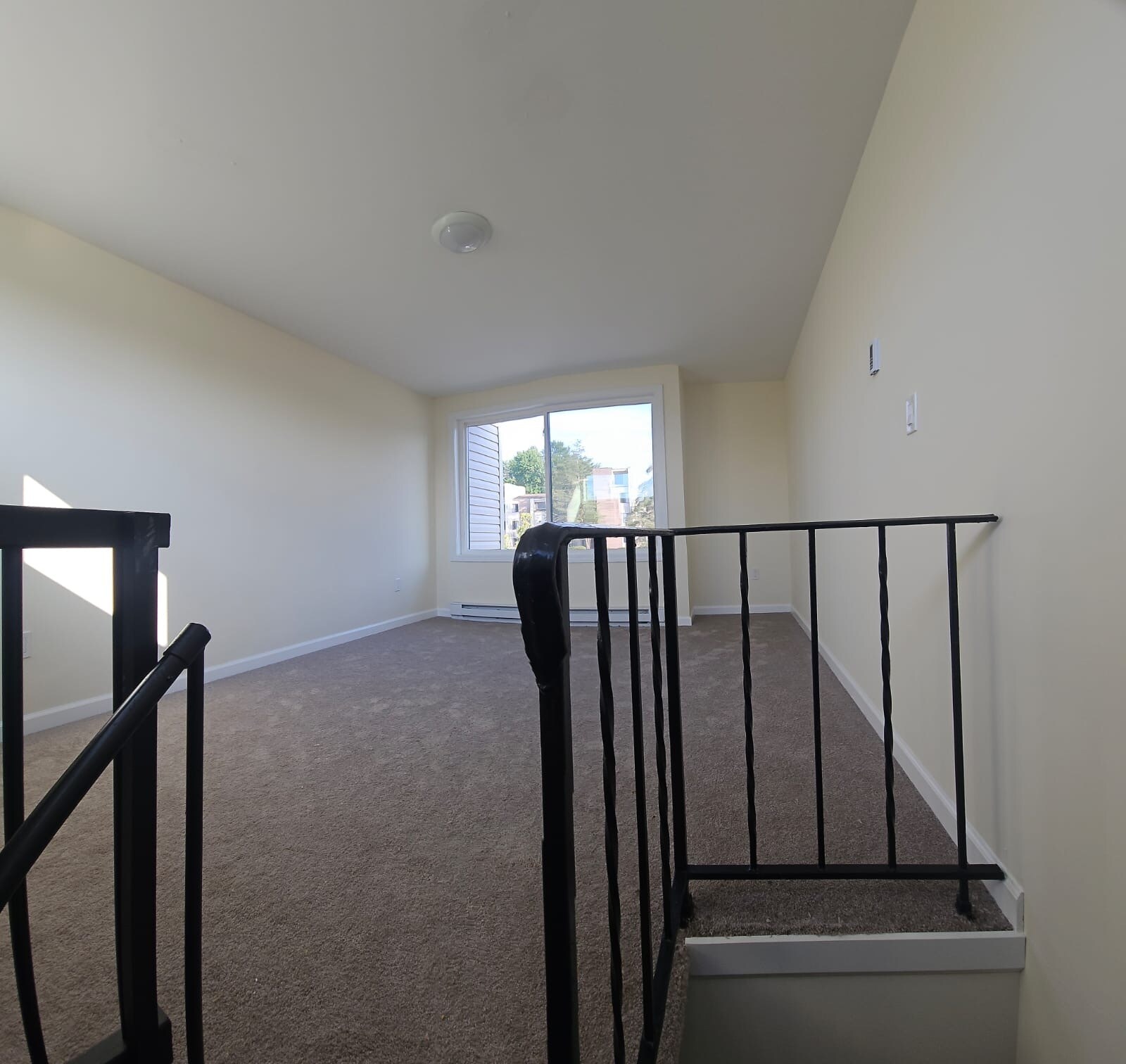 Loft 2nd bedroom - 125 Burgundy Hill Ln