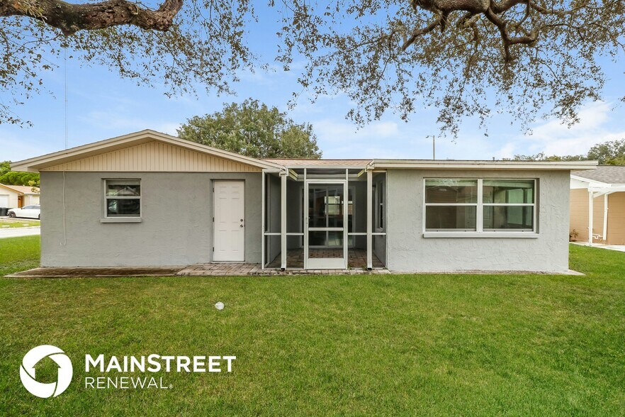 Building Photo - 3022 Brompton Dr