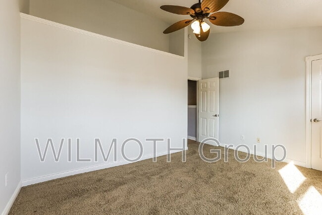 Building Photo - 1026 N New Jersey St