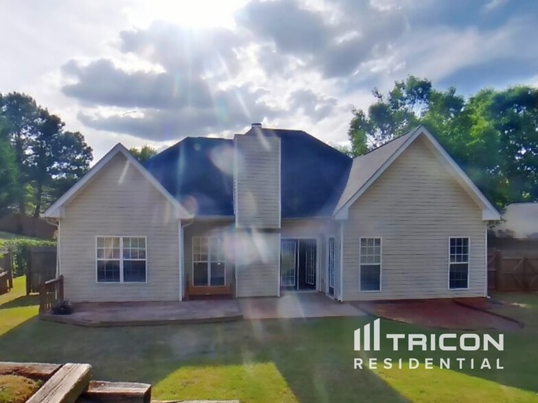 Building Photo - 308 Trail Spring Ct