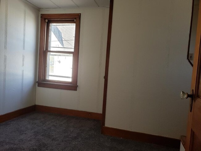 Building Photo - 209 1/2 N Pearl, #2-Apt2