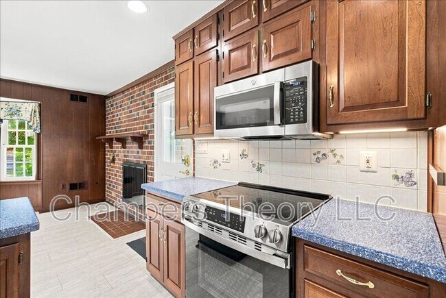 Building Photo - 4216 Worcester Dr