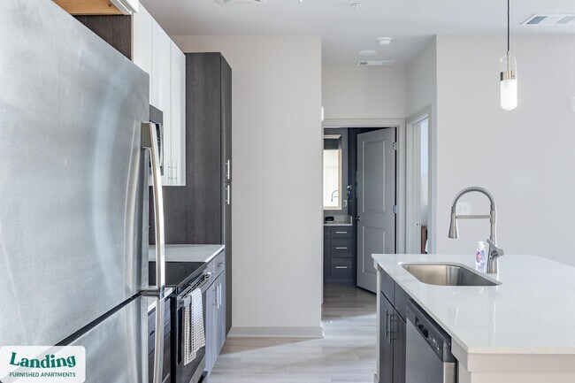 Building Photo - 1559 W 9 Mile Rd