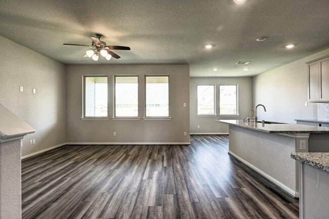 Building Photo - 2642 Blue Abbot Dr