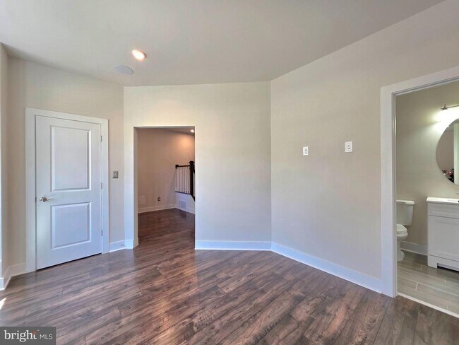 Building Photo - 1552 Meadowlark Glen Rd