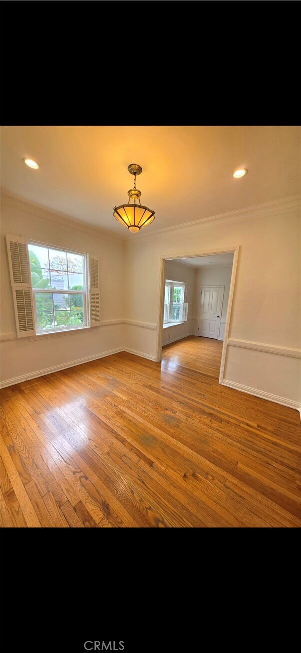 Building Photo - 135 1/2 Canon Drive, Beverly Hills, CA 90212 - 2 BR 2 BA house