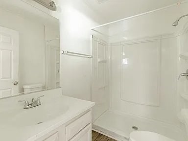 Building Photo - 708 Fair St