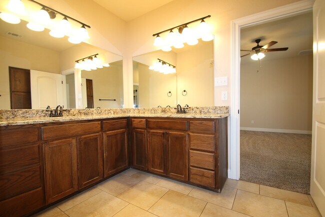 Building Photo - COMING SOON! 3BD/2BA Home in Benbrook | Vaulted Ceilings | Gourmet Kitchen | 2-Car Garage | Lands...