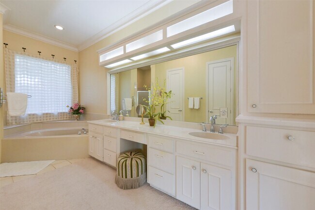 Building Photo - 14810 Tumbling Falls Ct