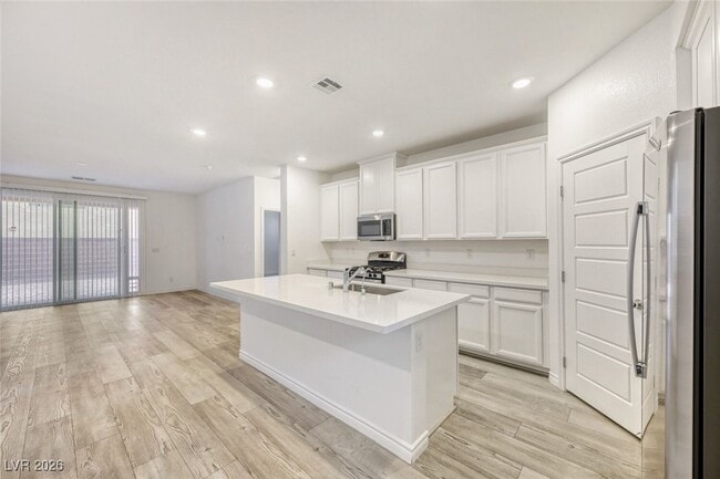 Building Photo - 6848 Stagehand Ave