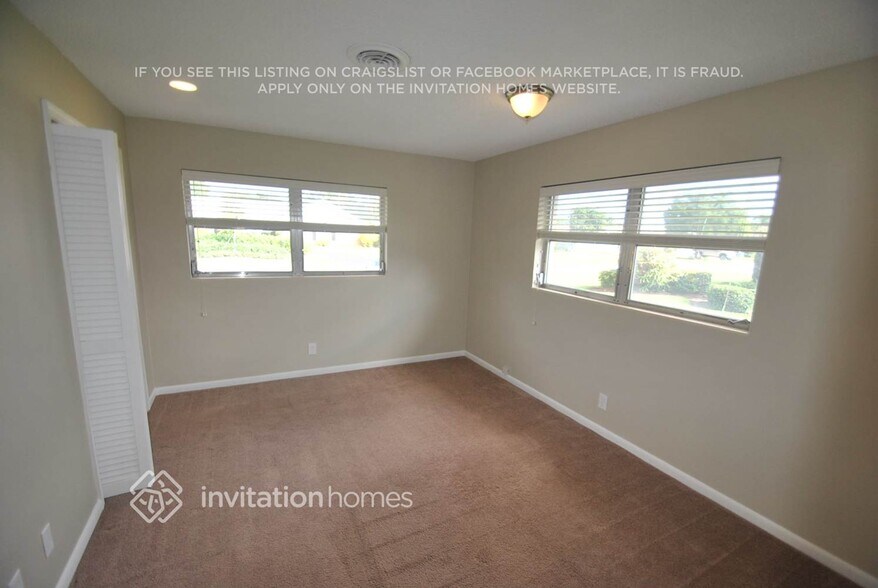 Building Photo - 225 Gleneagles Dr