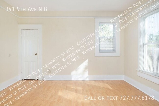 Building Photo - 341 9th Ave NE