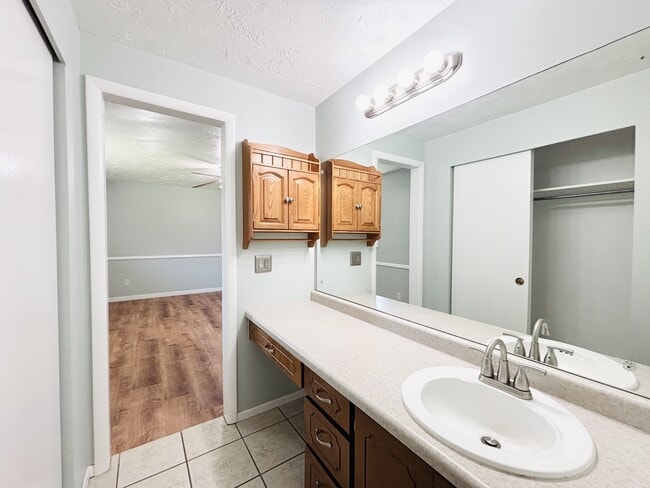 Building Photo - 786 San Simeon Way